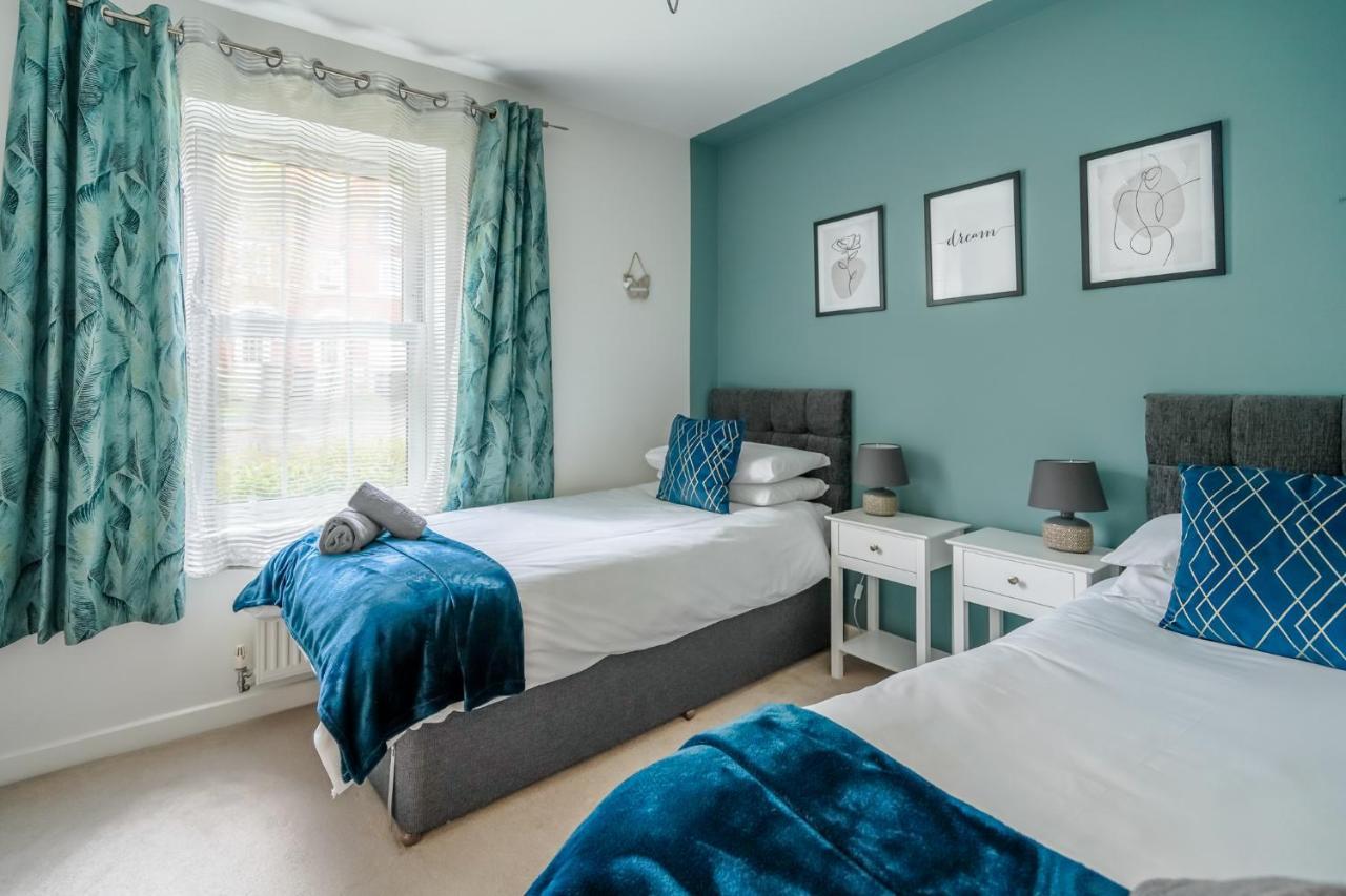 The Augustine - Modern Two Bed Ground Floor Apartment With Parking Canterbury Exterior foto